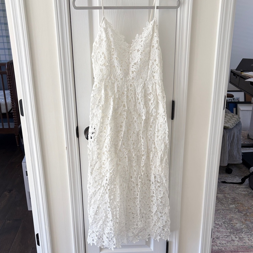 ASTR White Lace Spaghetti Strap Dress